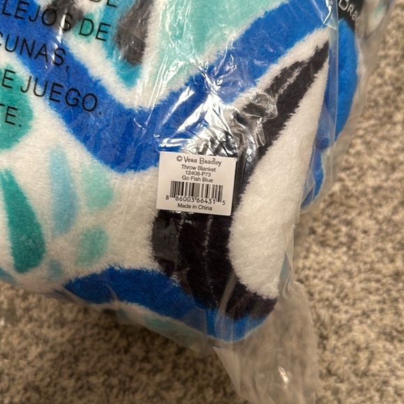Vera Bradley Throw Blanket in Go Fish Blue - Picture 5 of 5
